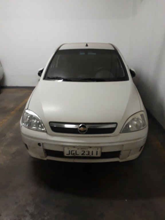 Lote 11 CORSA SEDAN JGL-2311.jpg