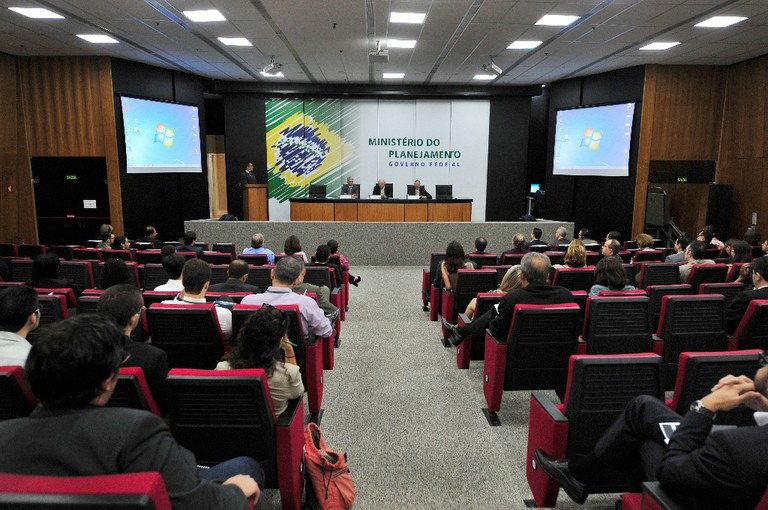 Seminario viabilizando a economia digital e a inovacao no Brasil 0004.JPG